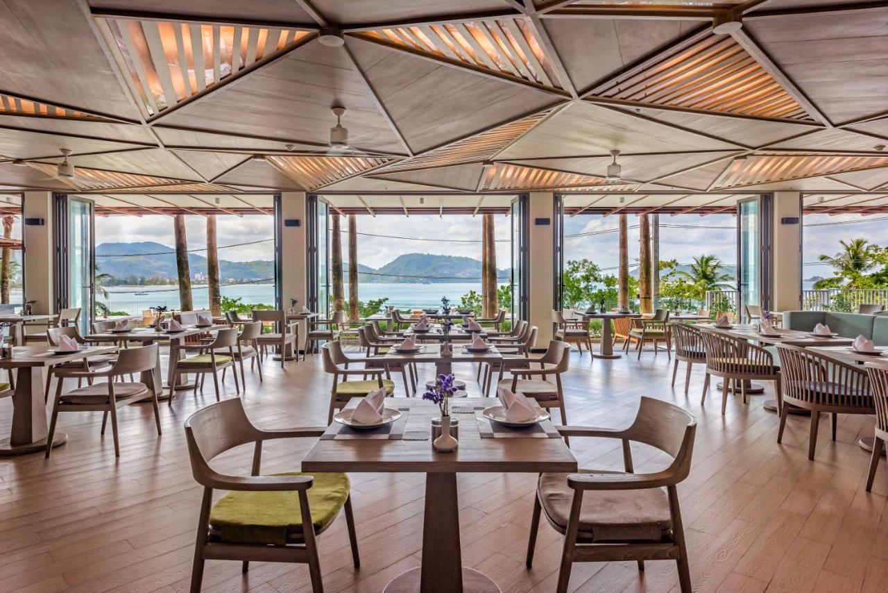 Oceanfront Beach Resort - Sha Extra Plus Patong Extérieur photo The Deck